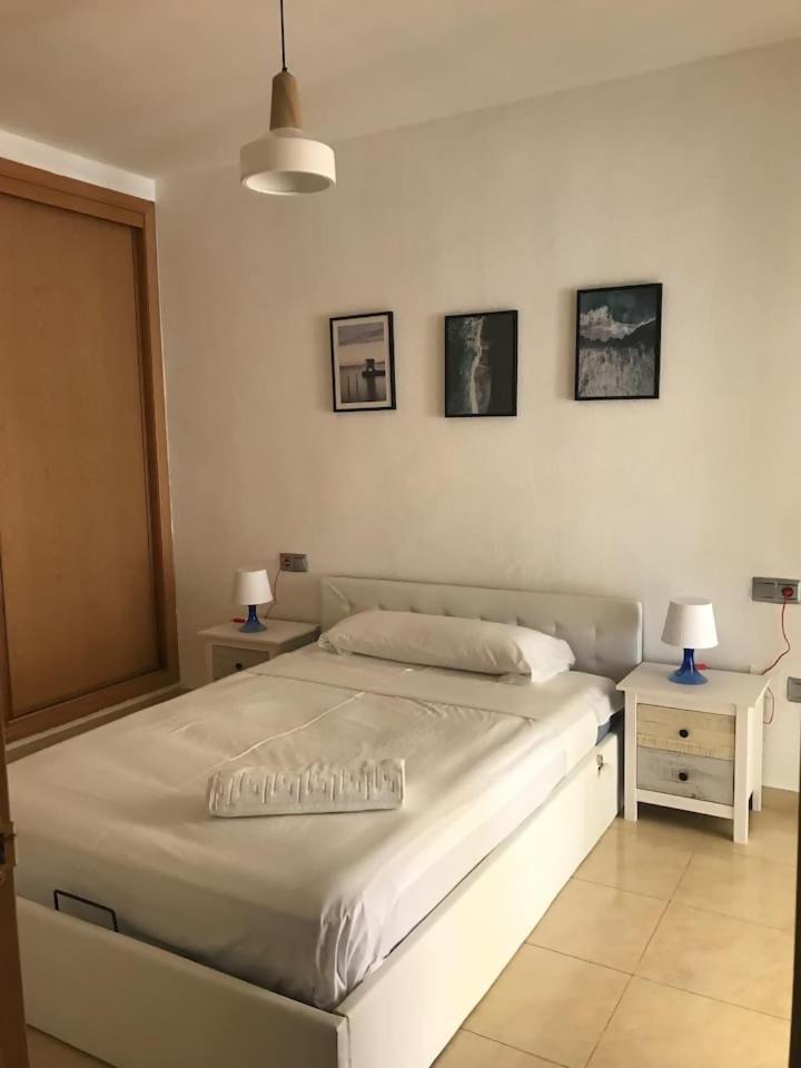 Espectacular Residencial En 1A Linea Con Piscina Leilighet Benajarafe Eksteriør bilde