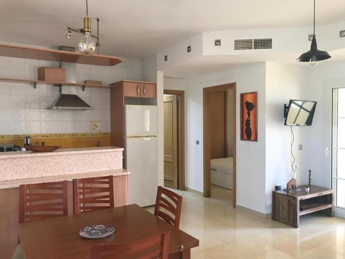 Espectacular Residencial En 1A Linea Con Piscina Leilighet Benajarafe Eksteriør bilde